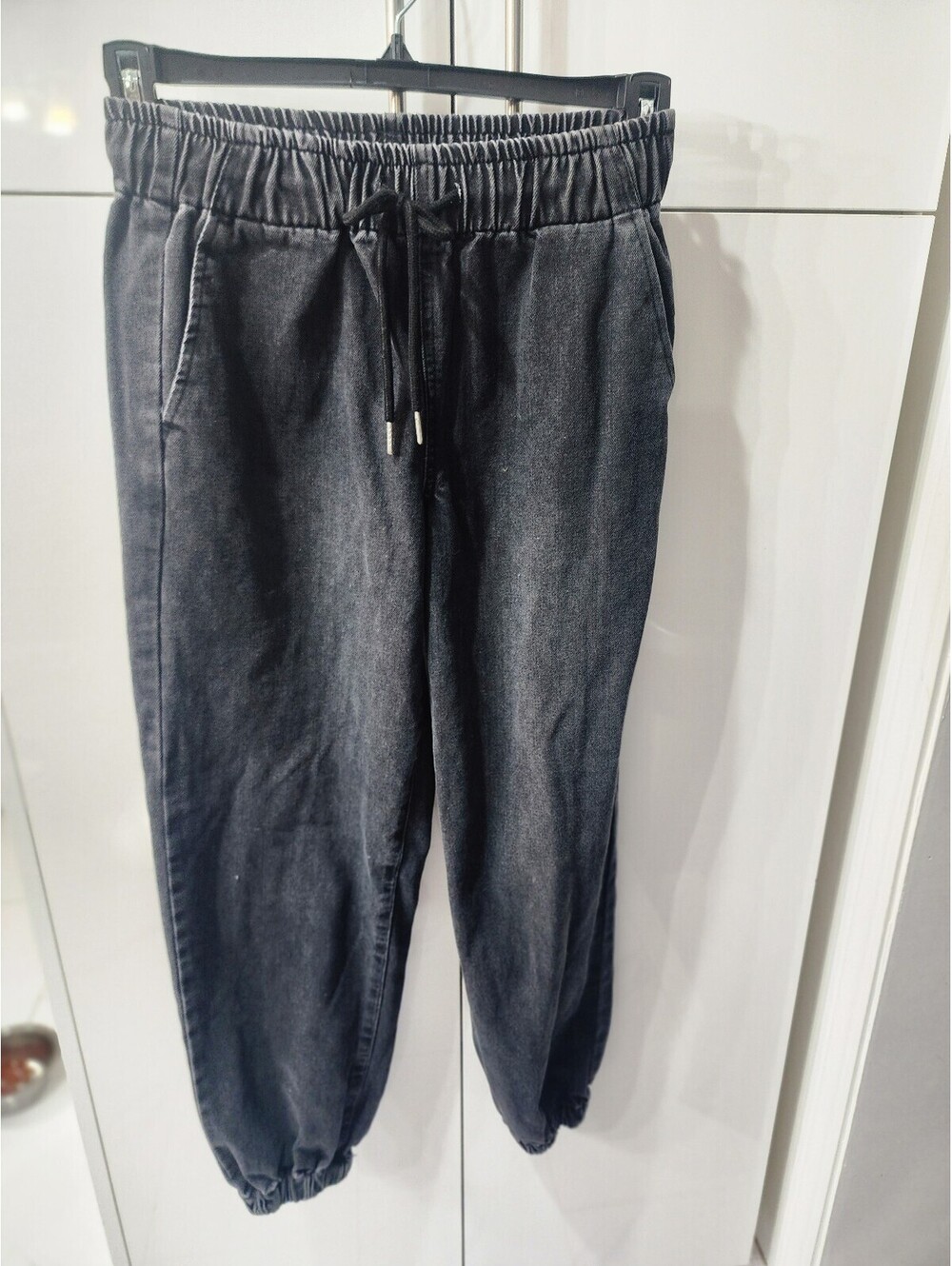 Forever 21 Black Elastic Waist Jogger Pants Size Small